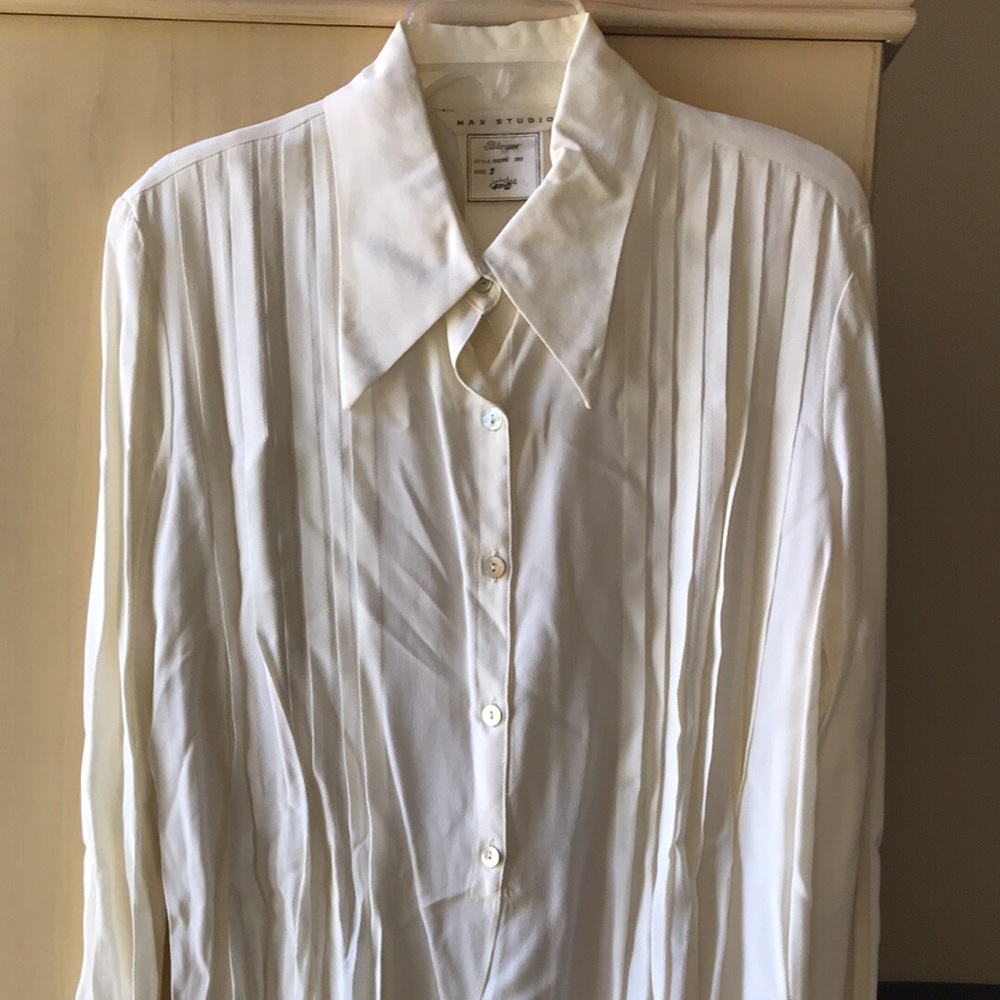 NWOT Max Studio Tunic Style pleated Blouse - Y3K Vintage